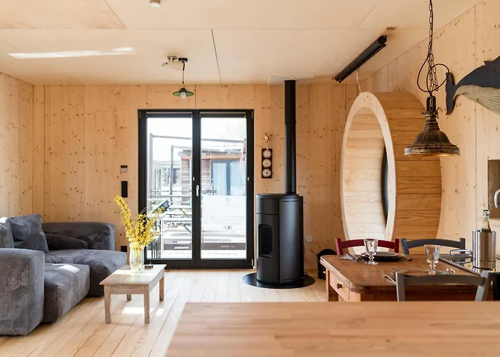 Komfort-hausboot Diva Mit Kamin Hotel na wodzie