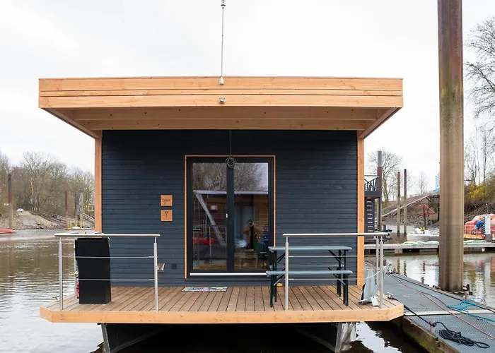 Komfort-hausboot Diva Mit Kamin Hamburg